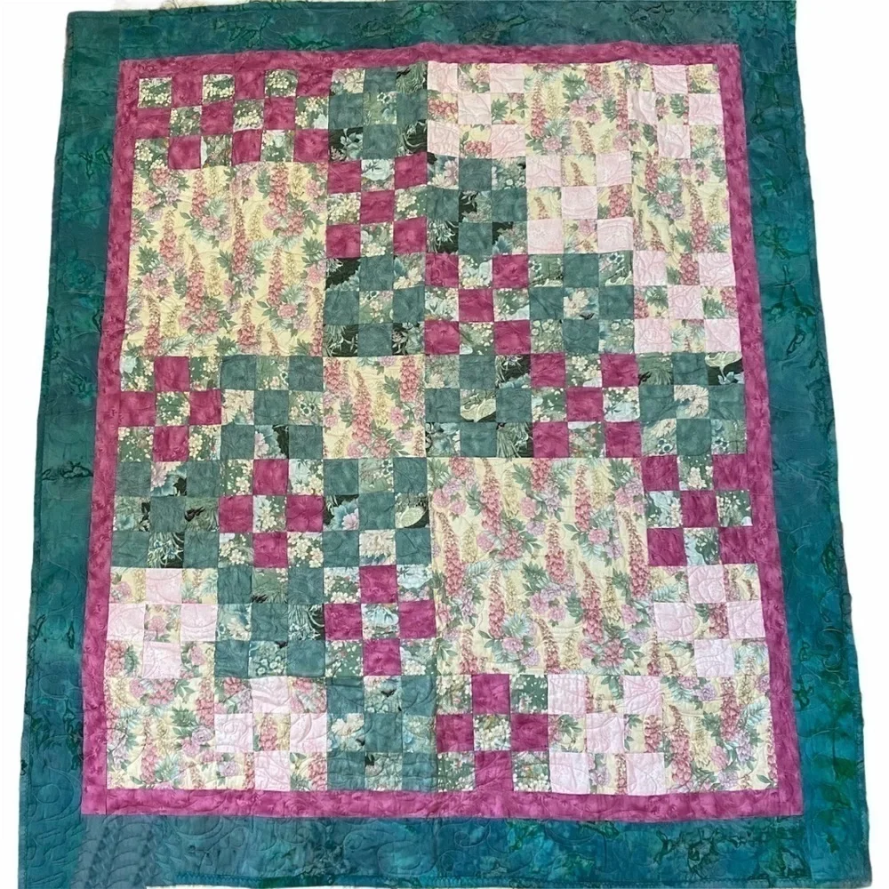 Handmade Floral Quilt 49.5” x 43.5”